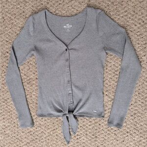 Hollister long sleeve shirt medium